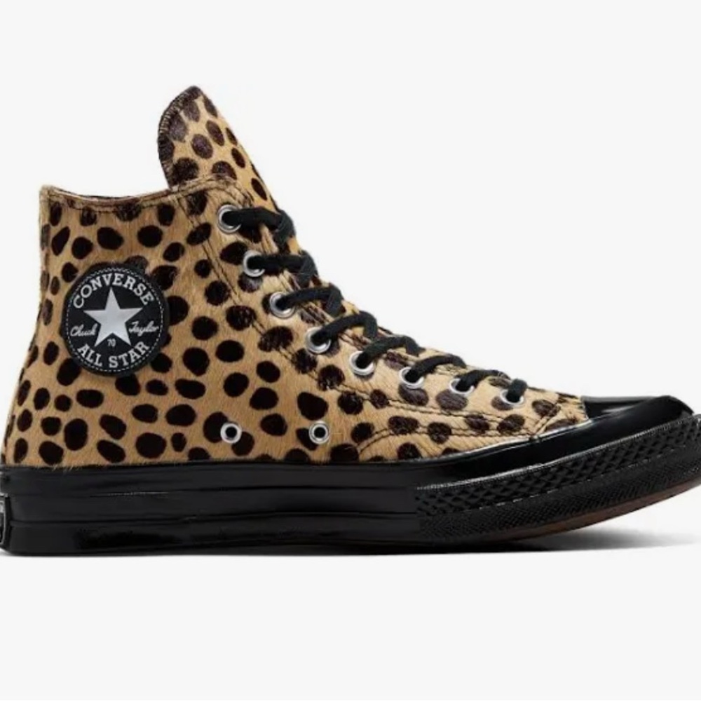 Converse Leopard Print High-Top Sneakers Women’s 6